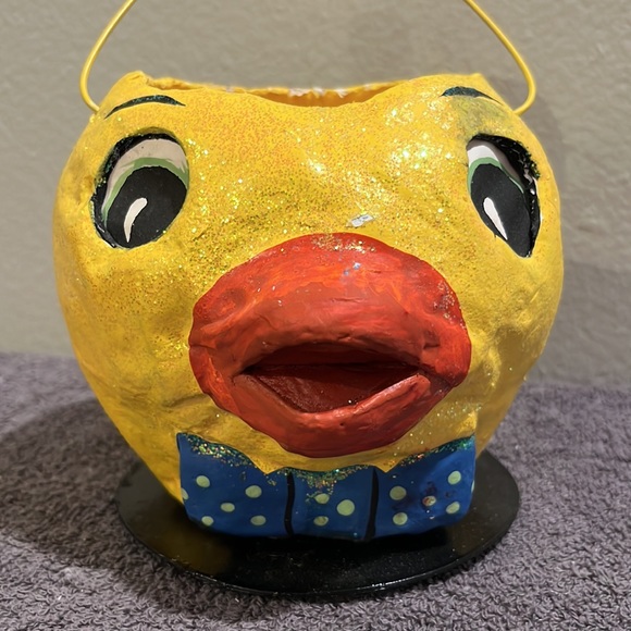 NWT Restoration Hardware Easter Chick Bucket Basket - Picture 5 of 9